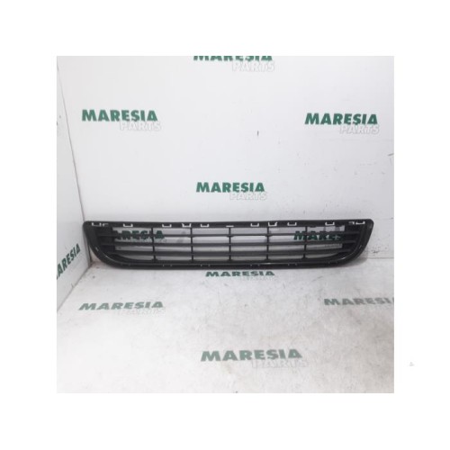 Citroen - Berlingo - Grille
