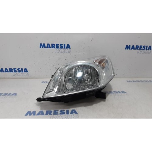 Peugeot - Bipper - Koplamp links