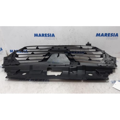 Renault - Trafic - Grille